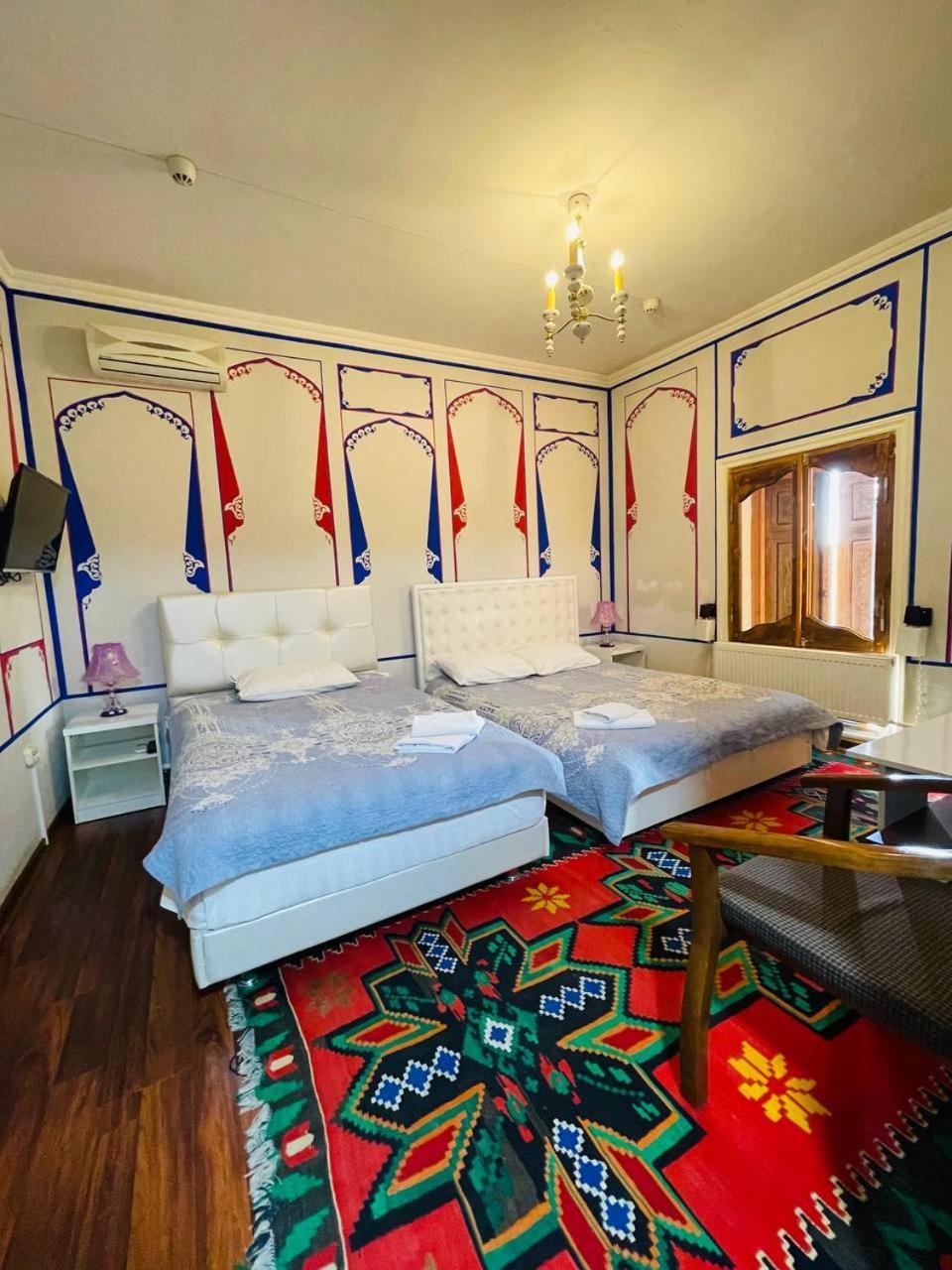 "Chor Minor" Hotel Unesco Heritage List 2 Minutes To Bukhara Old Town Square Official Partner Of The La Rosse Aroma Exterior photo